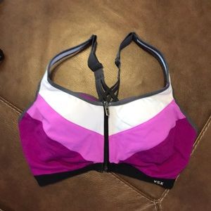 Victoria’s Secret zip front underwire sports bra